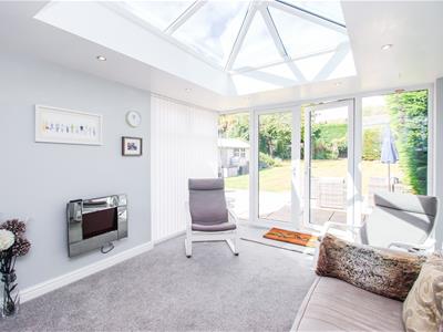SUN ROOM